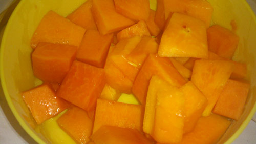 cut papaya